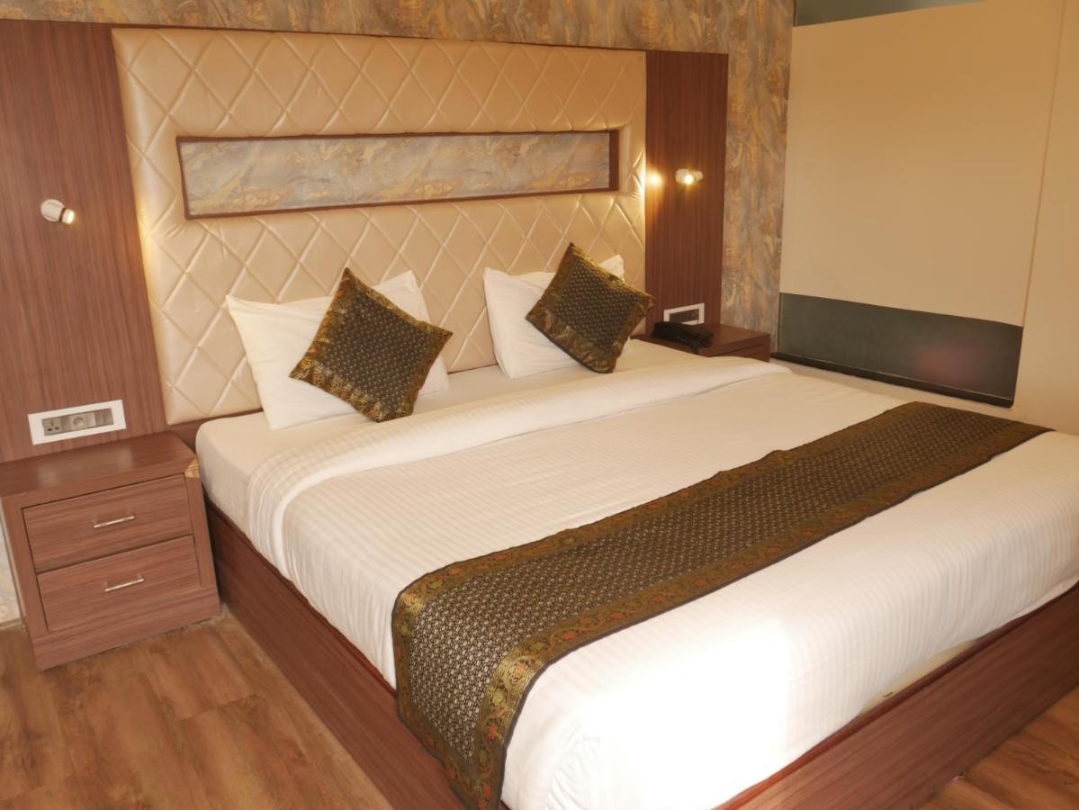 The Triumph Hotel Waranasi Zewnętrze zdjęcie