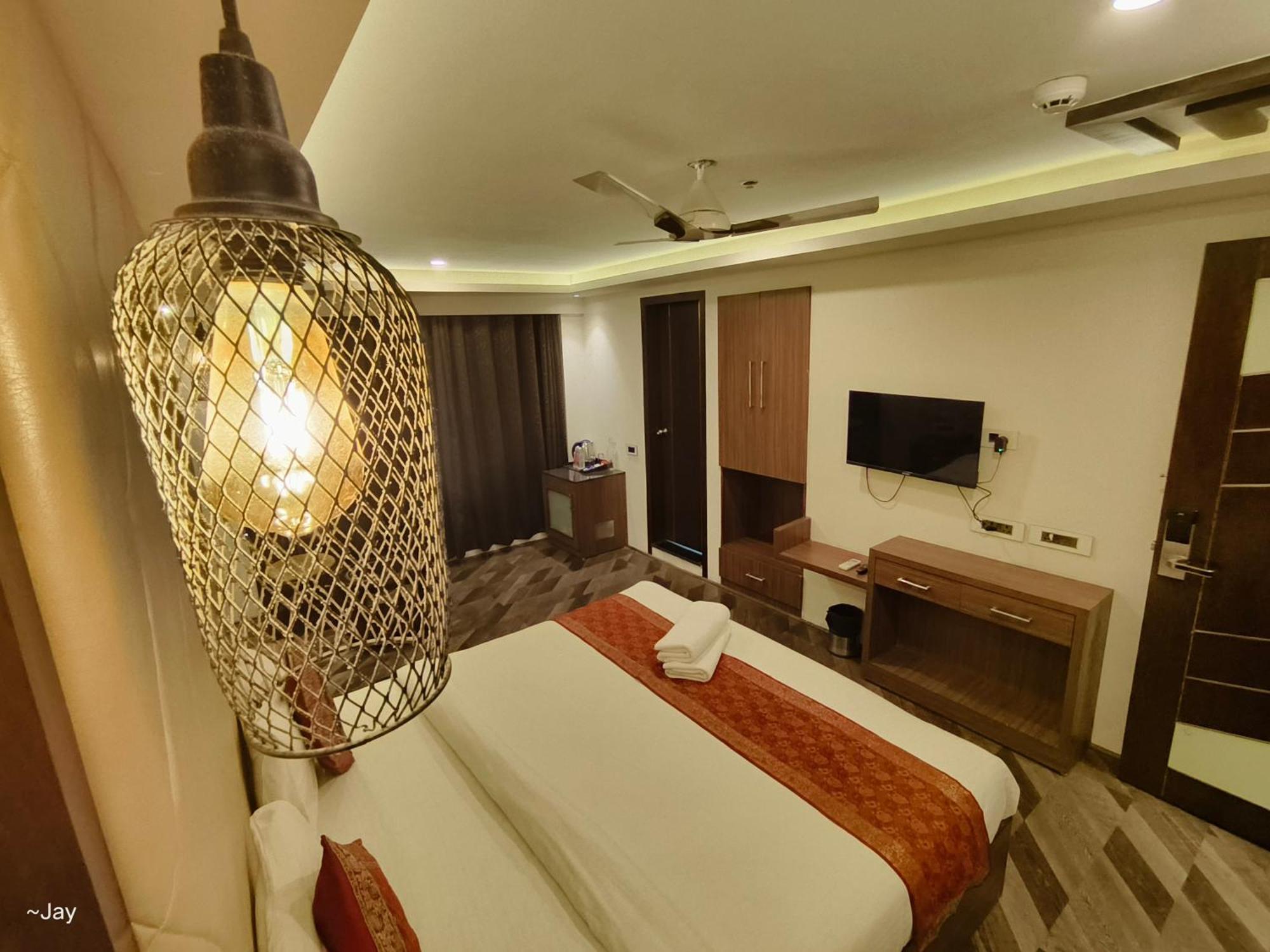 The Triumph Hotel Waranasi Zewnętrze zdjęcie