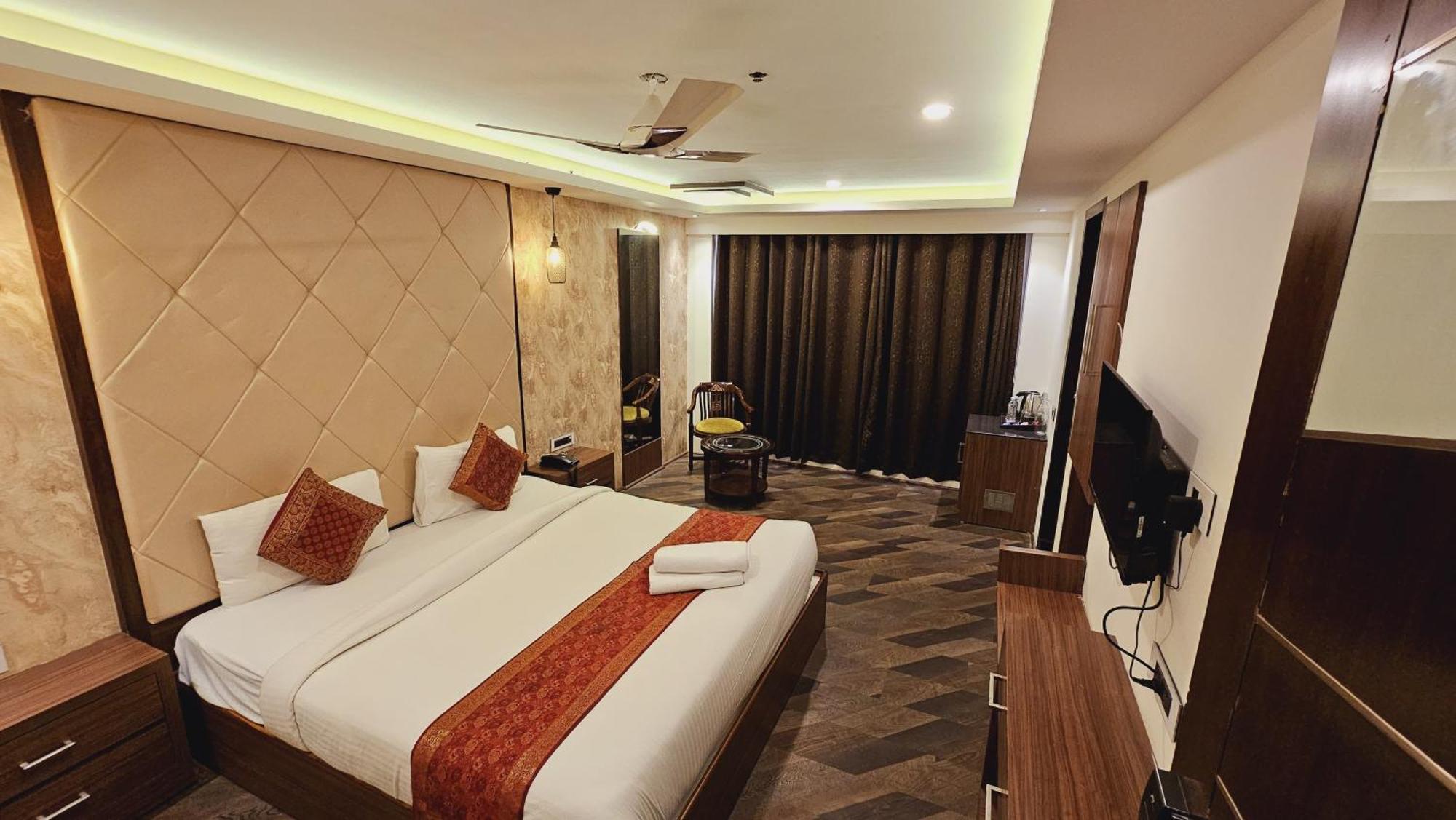 The Triumph Hotel Waranasi Zewnętrze zdjęcie